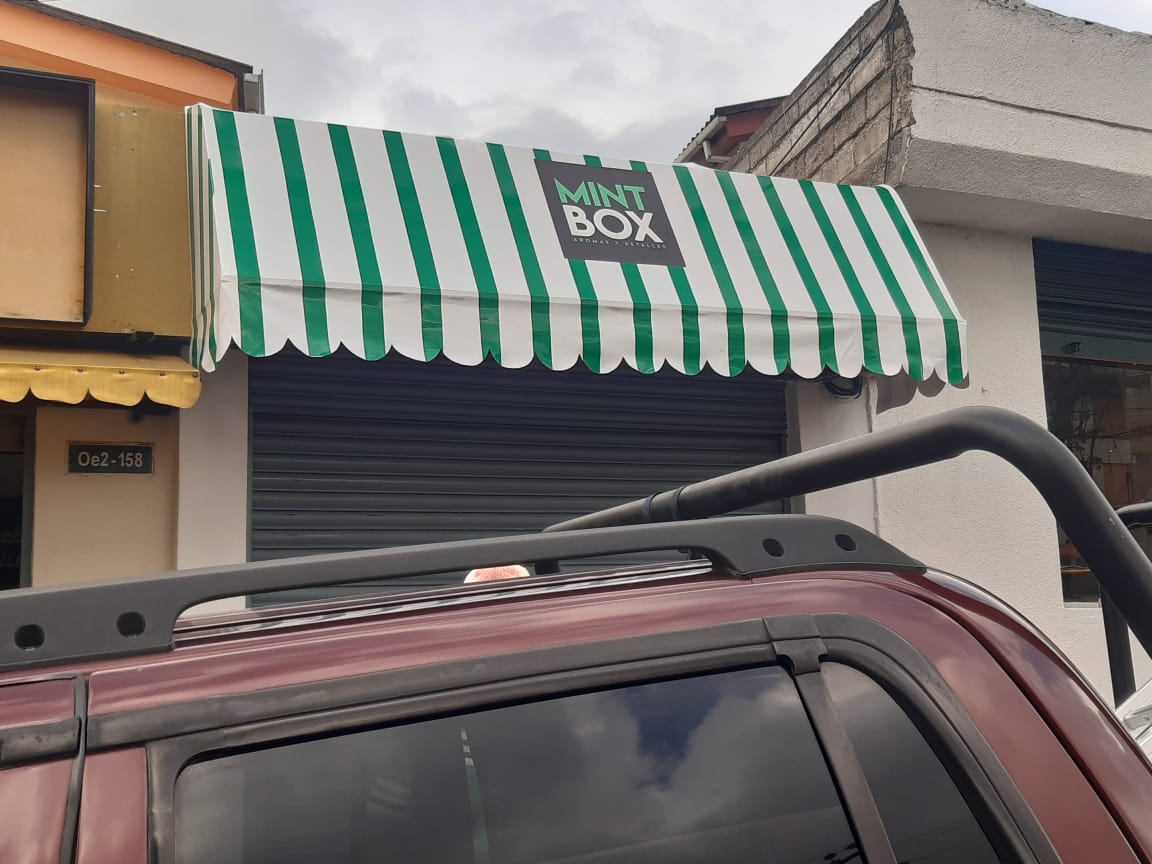 Carpas y visceras publicitarias